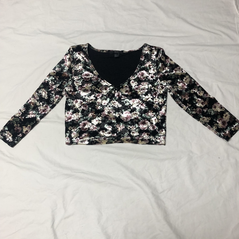 Forever 21 velvet top, sz L